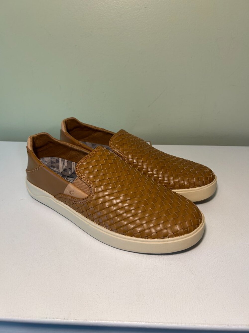 Olukai Men's Lae‘ahi Lauhala Woven Leather Shoes - Picture 7 of 15